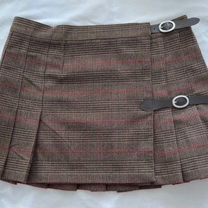 Brandy Melville Brown Plaid Dana Skirt